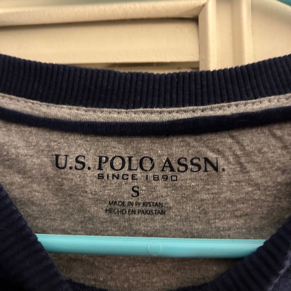U.S. Polo Assn. Navy Washington D.C. Sweatshirt - Picture 3 of 3